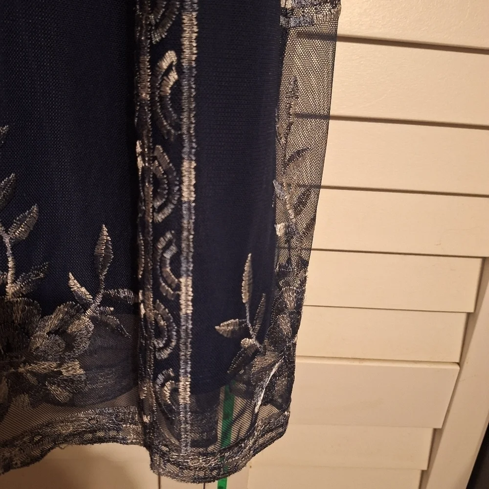 Altar'd State Navy blue and white Lace lined dress Sz XS euc ptp 16" - Picture 3 of 6